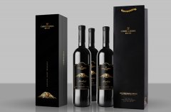  葡萄酒手提袋包裝設計中融合飛天藝術元素